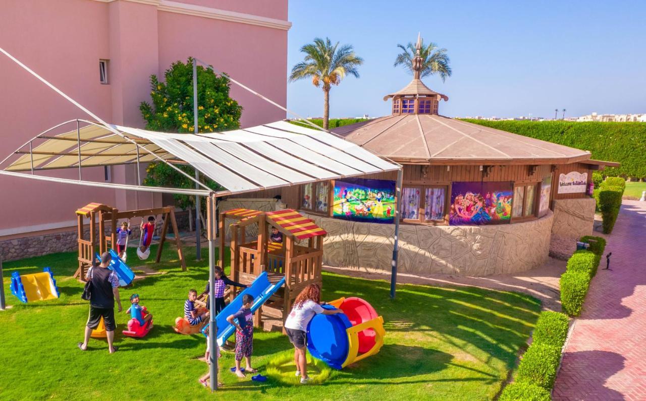 Charmillion Club Aquapark Hotel Sharm el-Sheikh Exterior photo The school's playground
