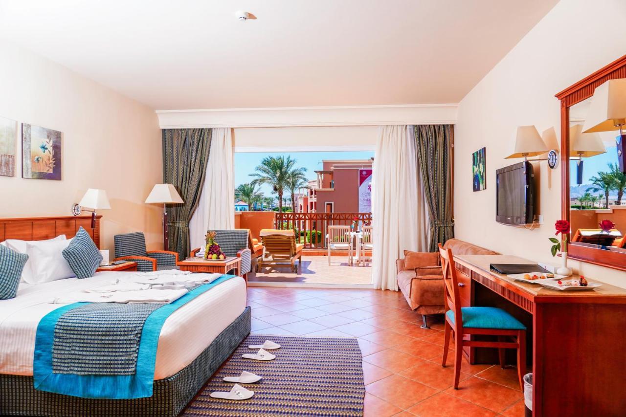 Charmillion Club Aquapark Hotel Sharm el-Sheikh Room photo A room at the Hilton Sharm El Sheikh